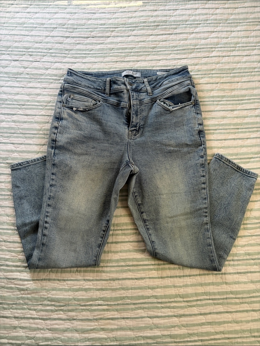 Judy Blue Faded Light Blue Skinny Jeans